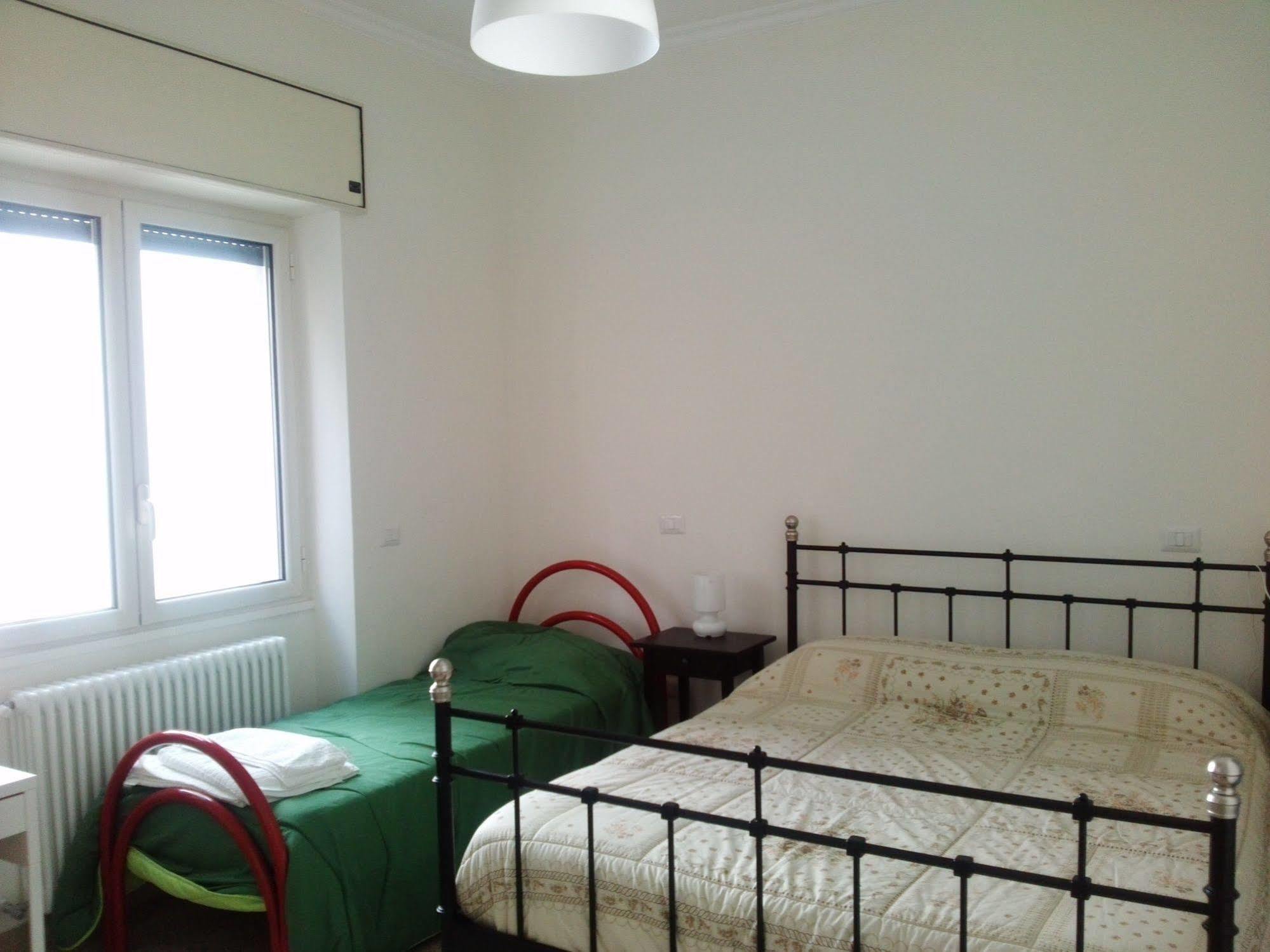 Domus Aurea Bed & Breakfast Naples Luaran gambar